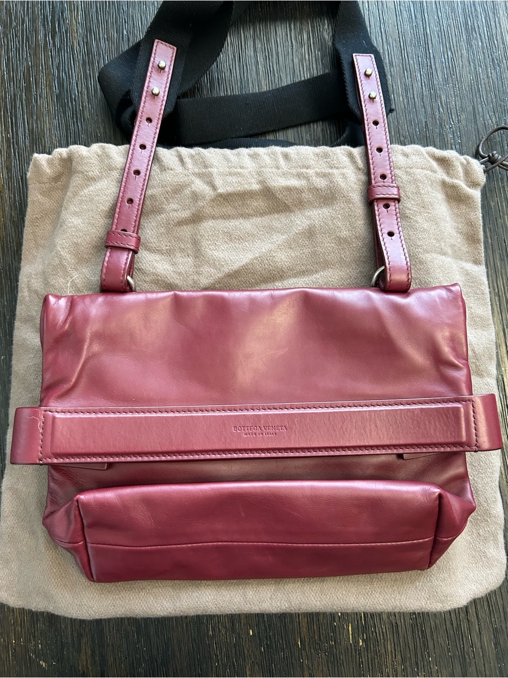 Bottega Veneta Plum Leather Shoulder Bag with Adjustable Straps